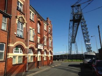 The West Of England Tavern Newport  Bagian luar foto